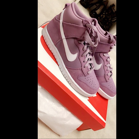 Nike Other - Nike high top sneakers